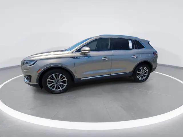 2019 Lincoln Nautilus Select