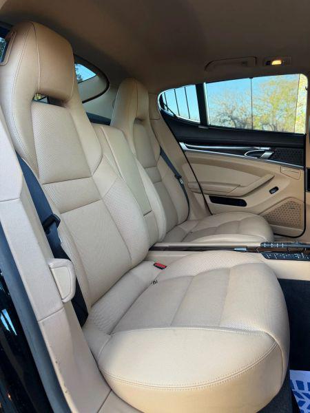 2016 Porsche Panamera S