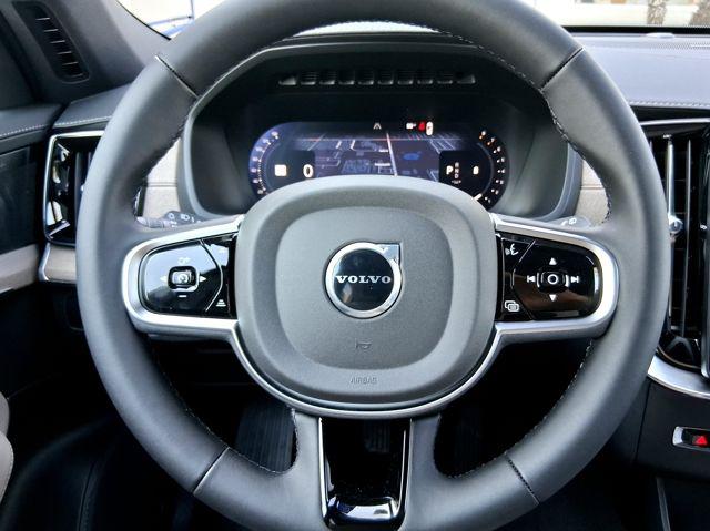 2026 Volvo XC90 Ultra, B6 AWD Gas (mild hybrid), Gasoline, Bright, 7 Seats
