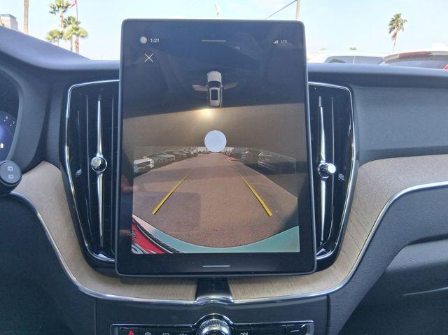 2026 Volvo XC60 B5 Core