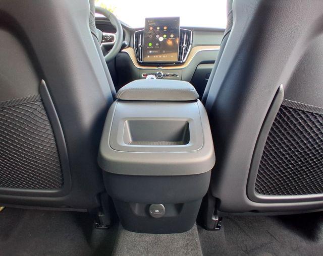 2026 Volvo XC60 B5 Core