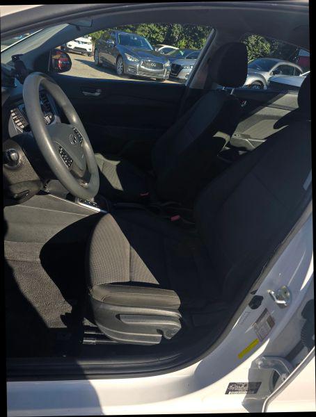 2020 Hyundai Accent SE