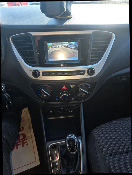 2020 Hyundai Accent SE