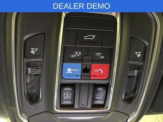 2026 Jeep Grand Cherokee Altitude 4x4
