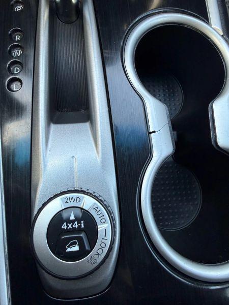2017 Nissan Pathfinder SV