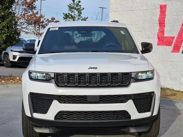 2026 Jeep Grand Cherokee Altitude 4x4