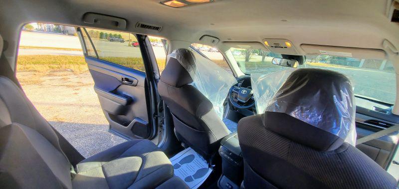2021 Toyota Highlander LE