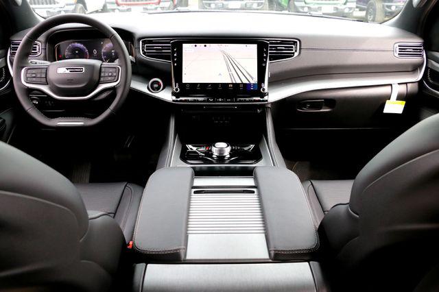 2026 Jeep Grand Wagoneer 4x4