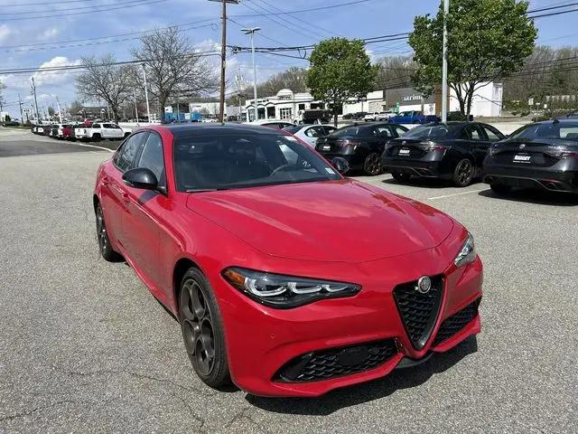 2025 Alfa Romeo Giulia Intensa AWD