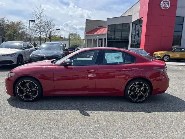 2025 Alfa Romeo Giulia Intensa AWD