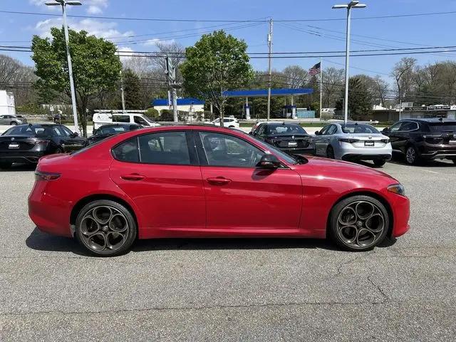 2025 Alfa Romeo Giulia Intensa AWD