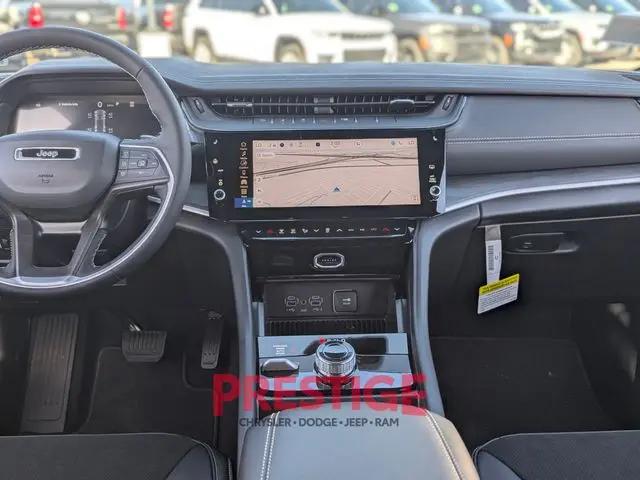 2026 Jeep Grand Cherokee Altitude 4x4