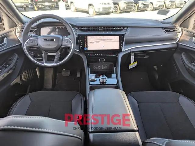 2026 Jeep Grand Cherokee Altitude 4x4