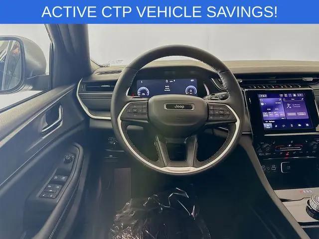 2025 Jeep Grand Cherokee L Laredo 4x4