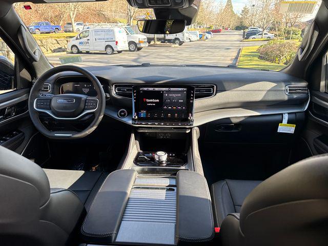 2026 Jeep Grand Wagoneer L 4x4