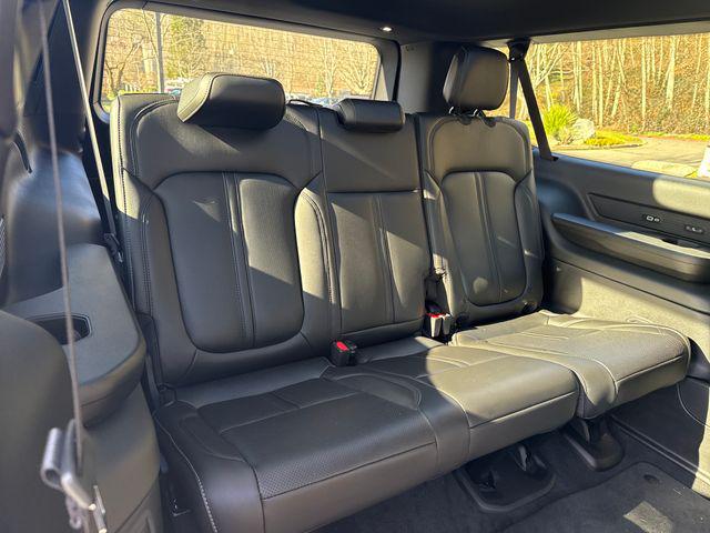 2026 Jeep Grand Wagoneer L 4x4