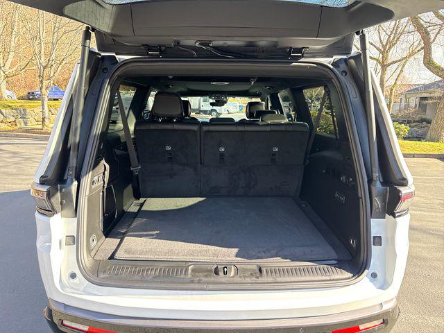 2026 Jeep Grand Wagoneer L 4x4