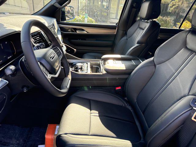 2026 Jeep Grand Wagoneer L 4x4