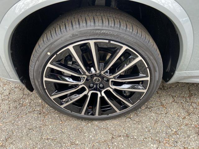 2026 Volvo XC90 Ultra, B6 AWD Gas (mild hybrid), Gasoline, Bright, 7 Seats