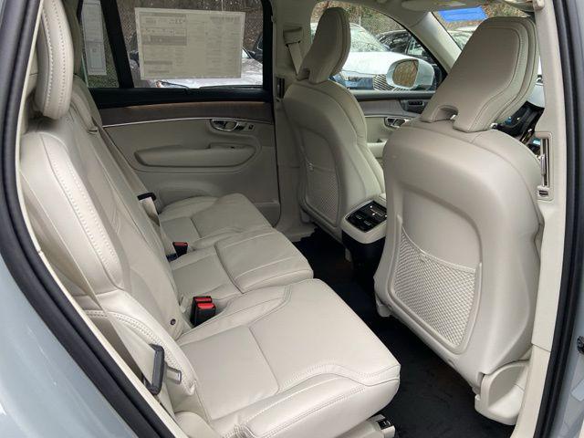2026 Volvo XC90 Ultra, B6 AWD Gas (mild hybrid), Gasoline, Bright, 7 Seats
