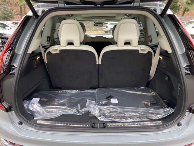 2026 Volvo XC90 Ultra, B6 AWD Gas (mild hybrid), Gasoline, Bright, 7 Seats