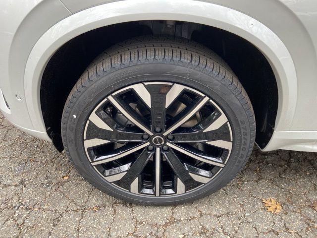 2026 Volvo XC90 Ultra, B6 AWD Gas (mild hybrid), Gasoline, Bright, 7 Seats