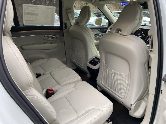 2026 Volvo XC90 Ultra, B6 AWD Gas (mild hybrid), Gasoline, Bright, 7 Seats