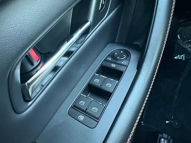 2026 Mazda X-90 3.3 Turbo Premium Plus