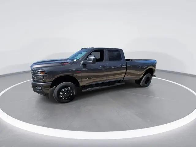 2026 Ram 3500 Big Horn Crew Cab 4x4 8' Box