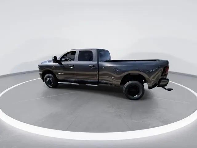 2026 Ram 3500 Big Horn Crew Cab 4x4 8' Box