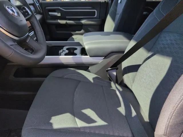 2026 Ram 3500 Big Horn Crew Cab 4x4 8' Box