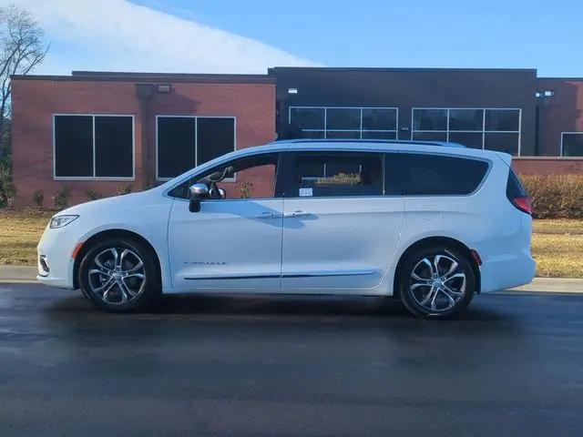 2026 Chrysler Pacifica Pinnacle
