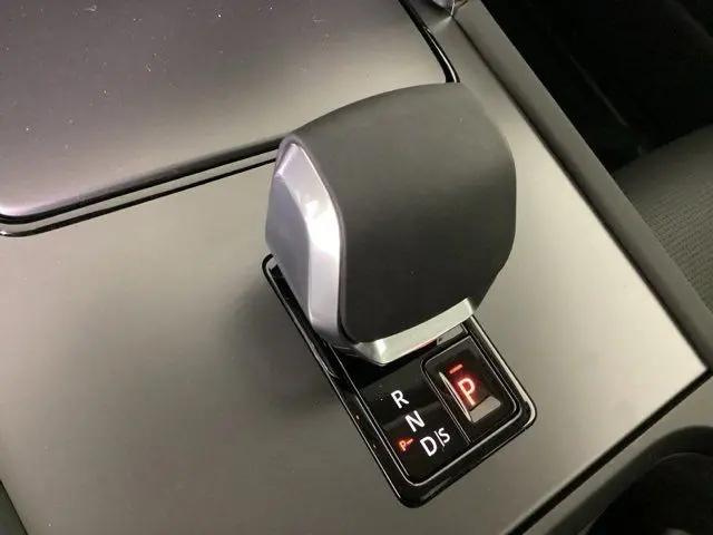 2025 Land Rover Discovery Sport S