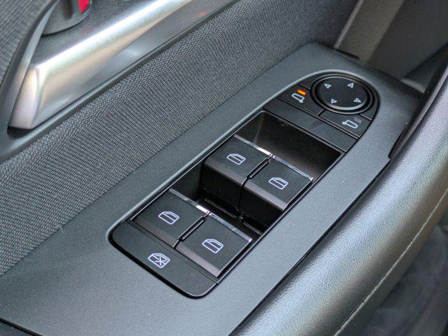 2026 Mazda X-90 3.3 Turbo Select