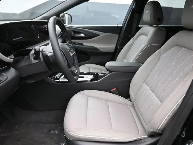 2026 Buick NV Avenir FWD