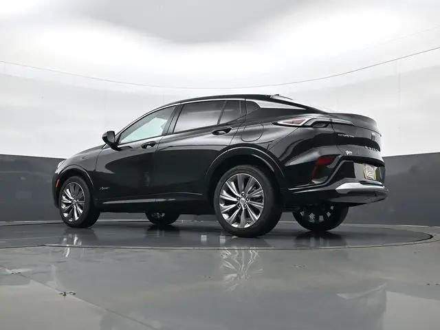 2026 Buick NV Avenir FWD