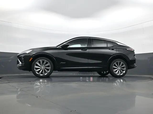 2026 Buick NV Avenir FWD