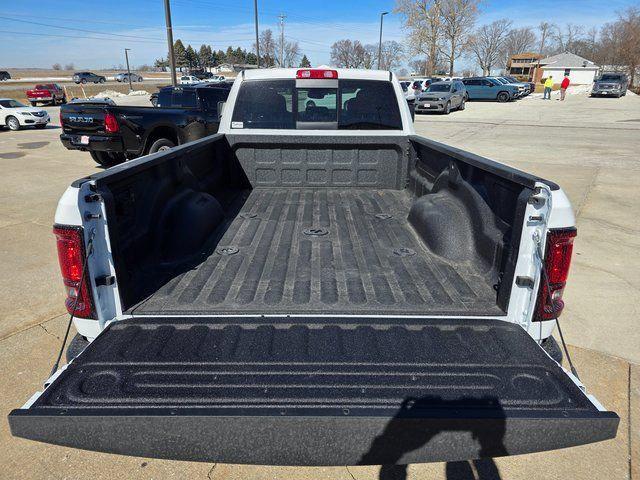 2026 Ram 3500 Tradesman Crew Cab 4x4 8' Box