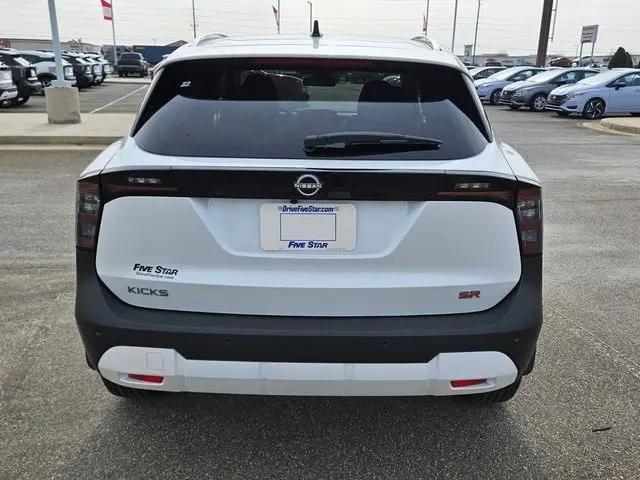 2026 Nissan Kicks SR
