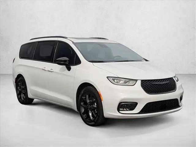 2026 Chrysler Pacifica Limited