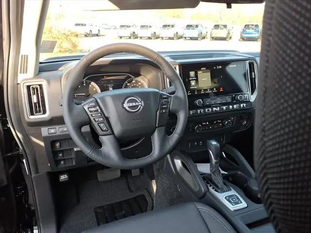 2026 Nissan Frontier Crew Cab SV 4x4