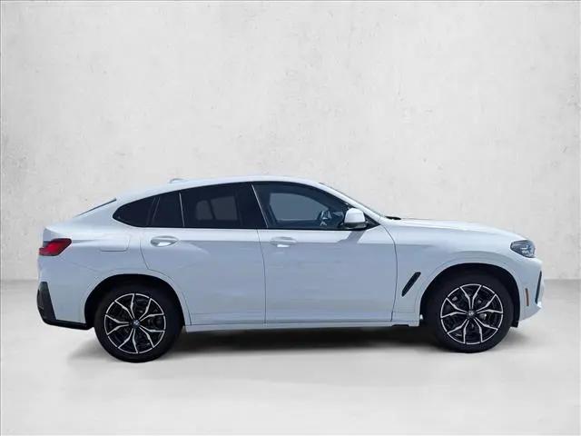 2025 BMW X4 xDrive30i