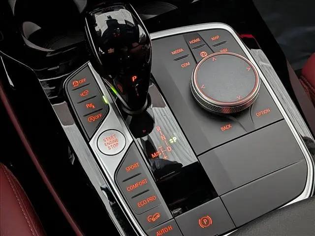 2025 BMW X4 xDrive30i