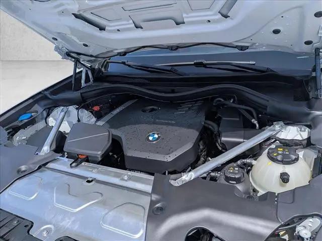 2025 BMW X4 xDrive30i