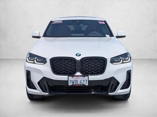 2025 BMW X4 xDrive30i