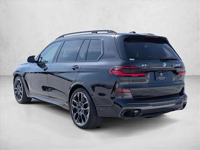 2025 BMW X7 M60i