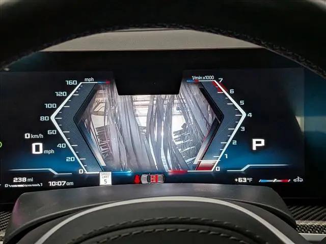 2025 BMW X7 M60i