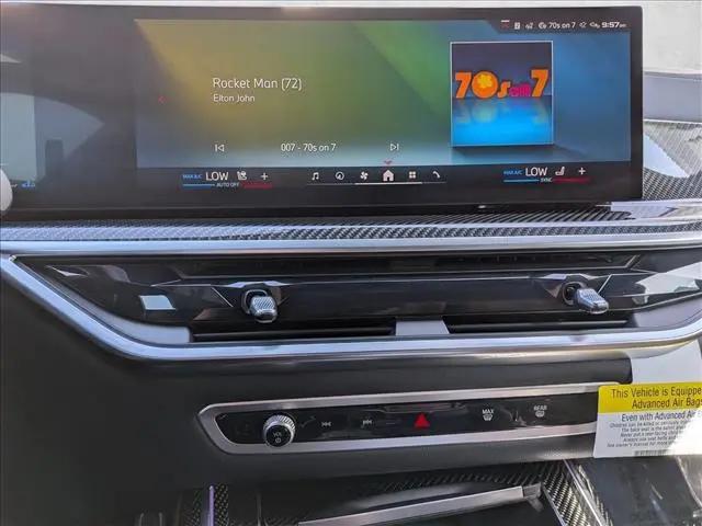 2025 BMW X7 M60i