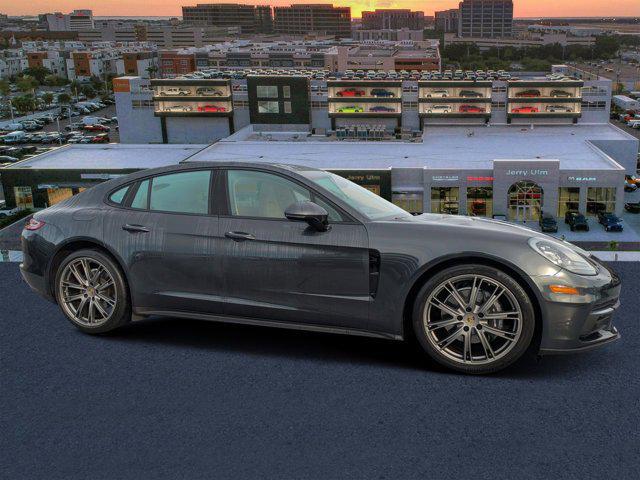 2018 Porsche Panamera 4