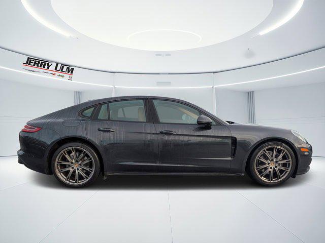 2018 Porsche Panamera 4